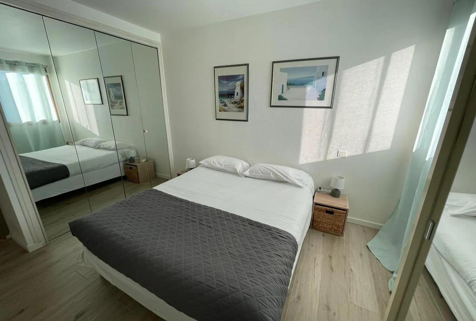 Riviera Eden Palace Cannes 2*,  Francia